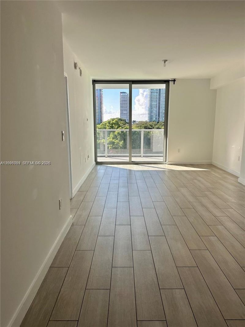 1600 SW 1st Ave, Unit 605, Miami, FL 33129 Photo