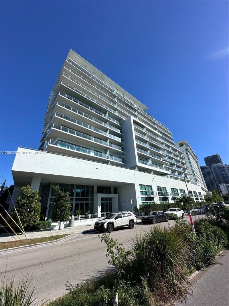 1600 SW 1st Ave, Unit 605, Miami, FL 33129 Photo