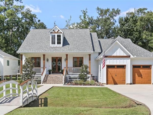 67147 MONTAIGNE Street , Mandeville, LA 70471