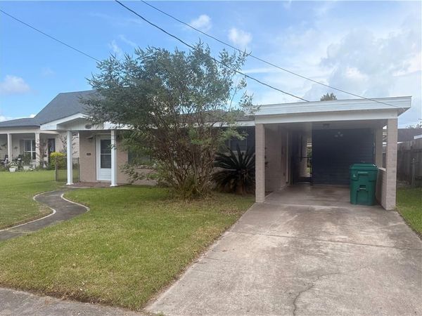 9021 INEZ Drive, River Ridge, LA 70123