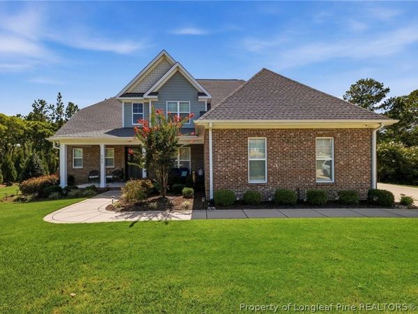 505 SWAN ISLAND Court, Fayetteville, NC 28311