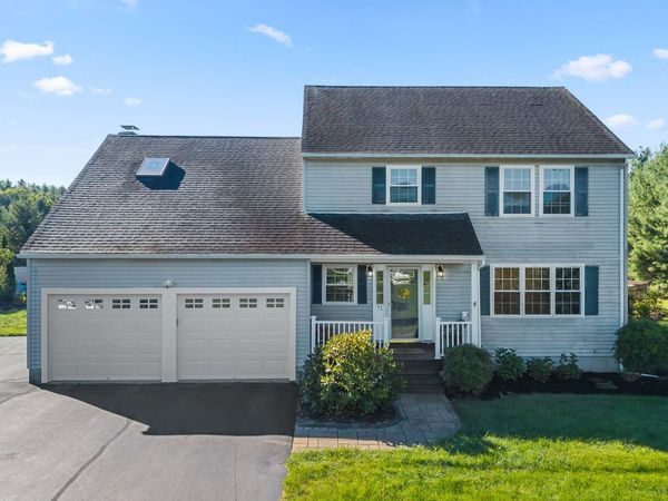 71 Nichols St, Holden, MA 01522