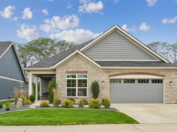 757 S 100th Street, West Des Moines, IA 50266