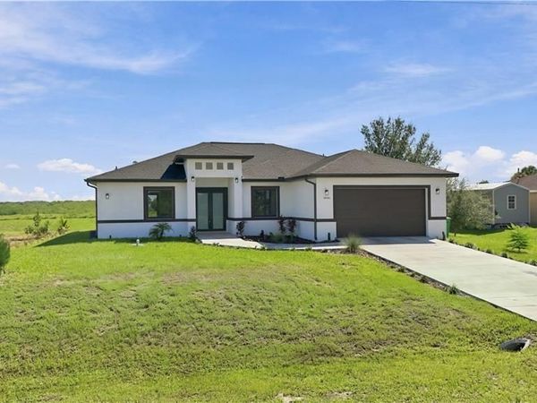 9054 Lamkin CIR , LABELLE, FL 33935