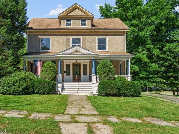 9 Linwood Ave, Newton, NJ 07860