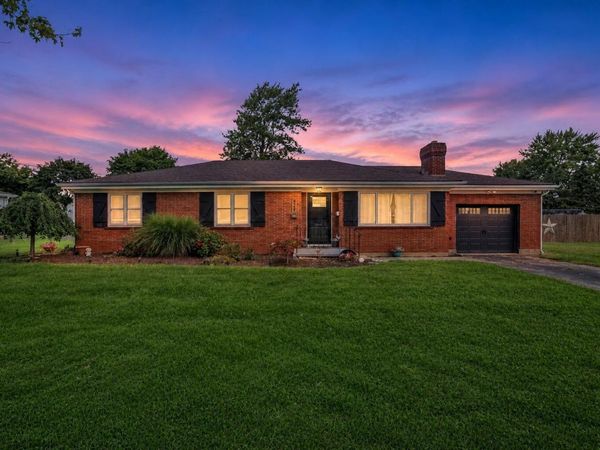 267 E High Street, London, OH 43140