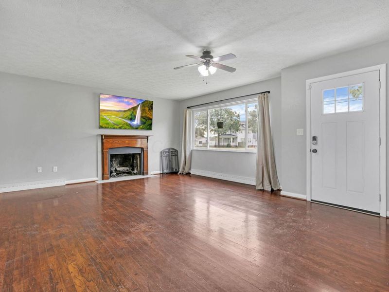 267 E High Street , London, OH 43140 Photo 7