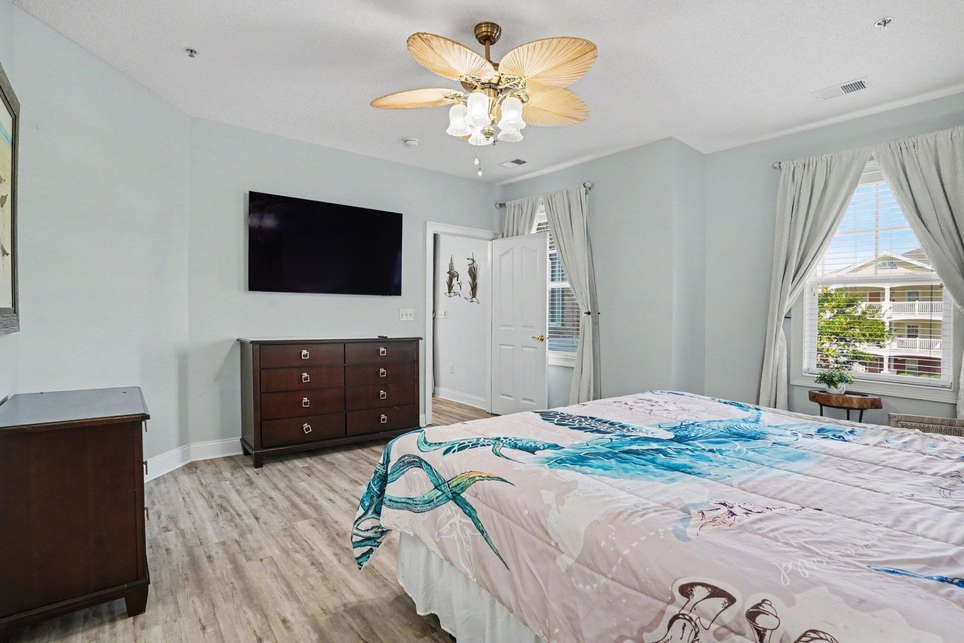 6203 Catalina Dr.  Photo 21