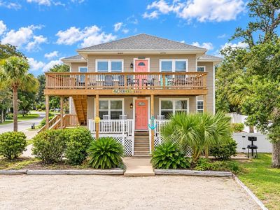 3908 Seaview St. , North Myrtle Beach, SC 29582