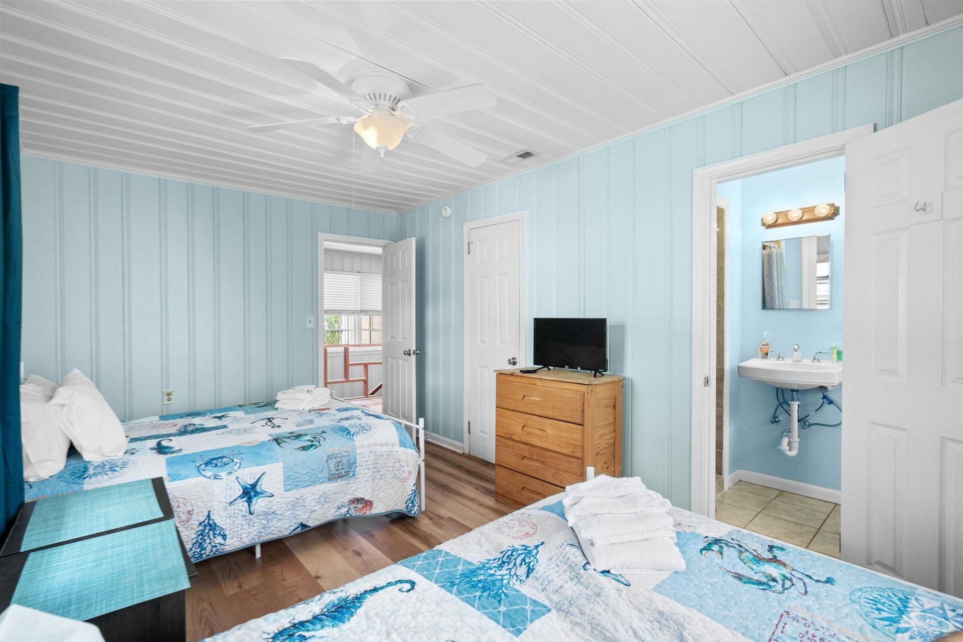 3908 Seaview St.  Photo 34