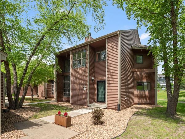1335 Spencer Road W, Saint Paul, MN 55108