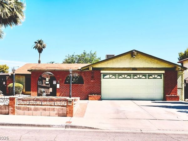 3574 Winner Drive , Las Vegas, NV 89120