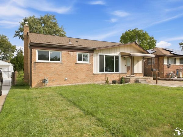 28512 Leona Street, Garden City, MI 48135
