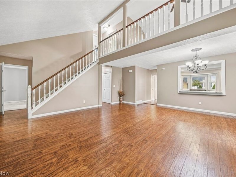 775 Hampton Circle, Unit 2, Aurora, OH 44202 Photo 9
