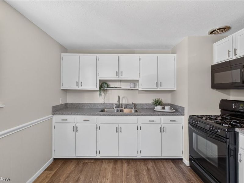 4633 Packard Avenue NW, Canton, OH 44709 Photo 12