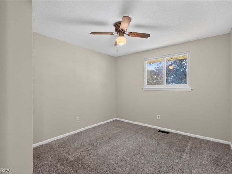 4633 Packard Avenue NW, Canton, OH 44709 Photo 17