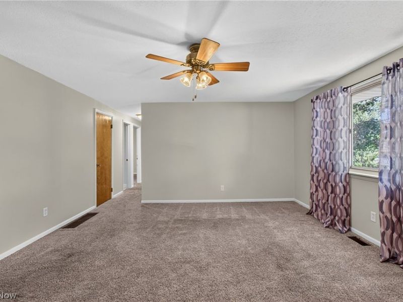 4633 Packard Avenue NW, Canton, OH 44709 Photo 9