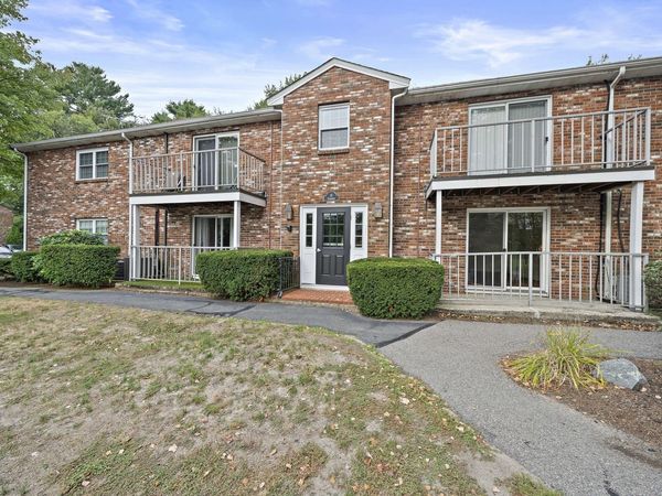 18 Kingswood Dr, Unit 5, Abington, MA 02351