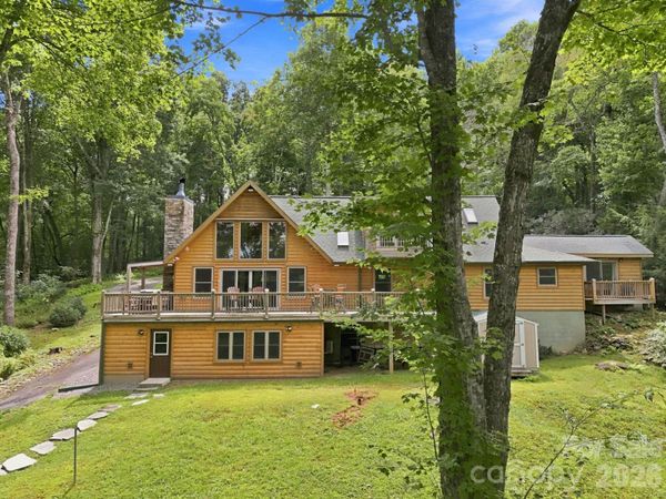 1055 Winter Star Loop , Burnsville, NC 28714
