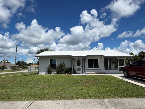 4010 GROBE STREET , NORTH PORT, FL 34287
