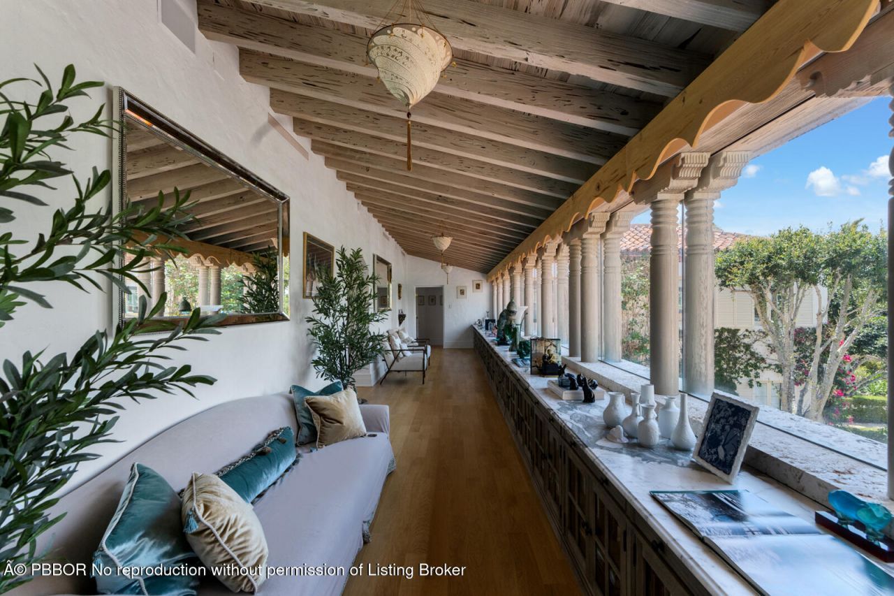 111 Via Del Lago, Palm Beach, FL 33480 Photo