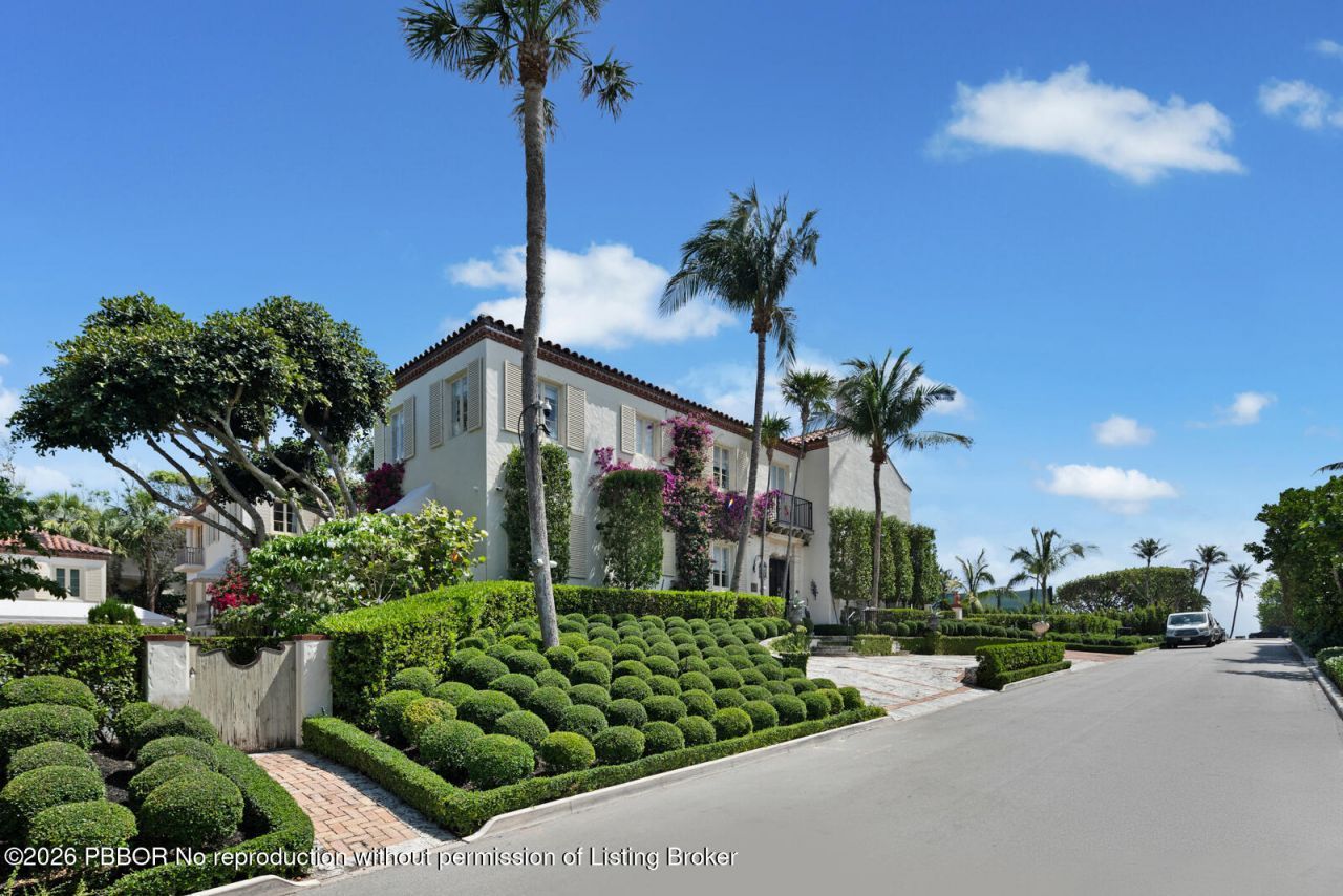 111 Via Del Lago, Palm Beach, FL 33480 Photo