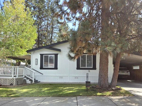 61014 Tuscany Drive, Bend, OR 97702