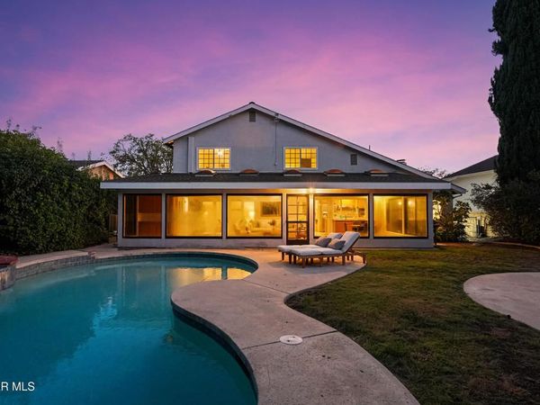 6403 Bayberry Street , Oak Park, CA 91377