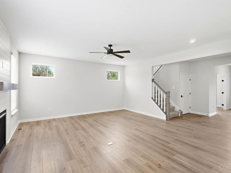 5785 Turning Leaf Way, Hamilton Township, OH 45039 Photo 8