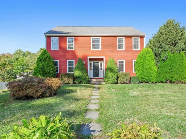 39 Harriman Road, Hudson, MA 01749
