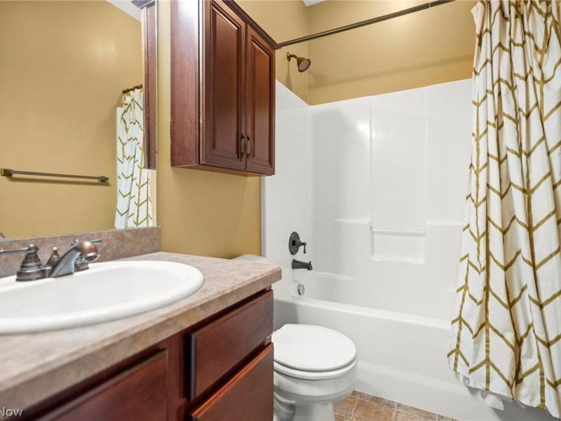 3700 Heron Drive, Lorain, OH 44053 Photo 31