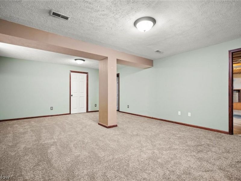 3700 Heron Drive, Lorain, OH 44053 Photo 40
