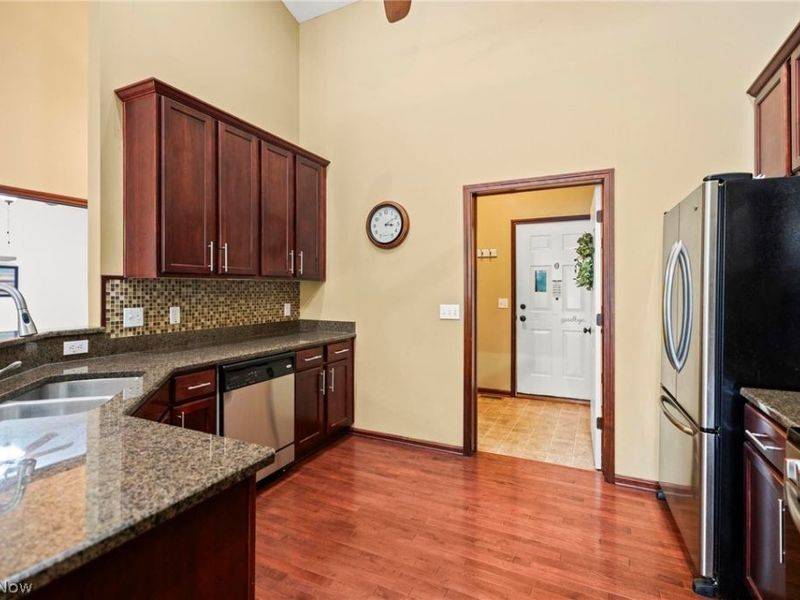 3700 Heron Drive, Lorain, OH 44053 Photo 6
