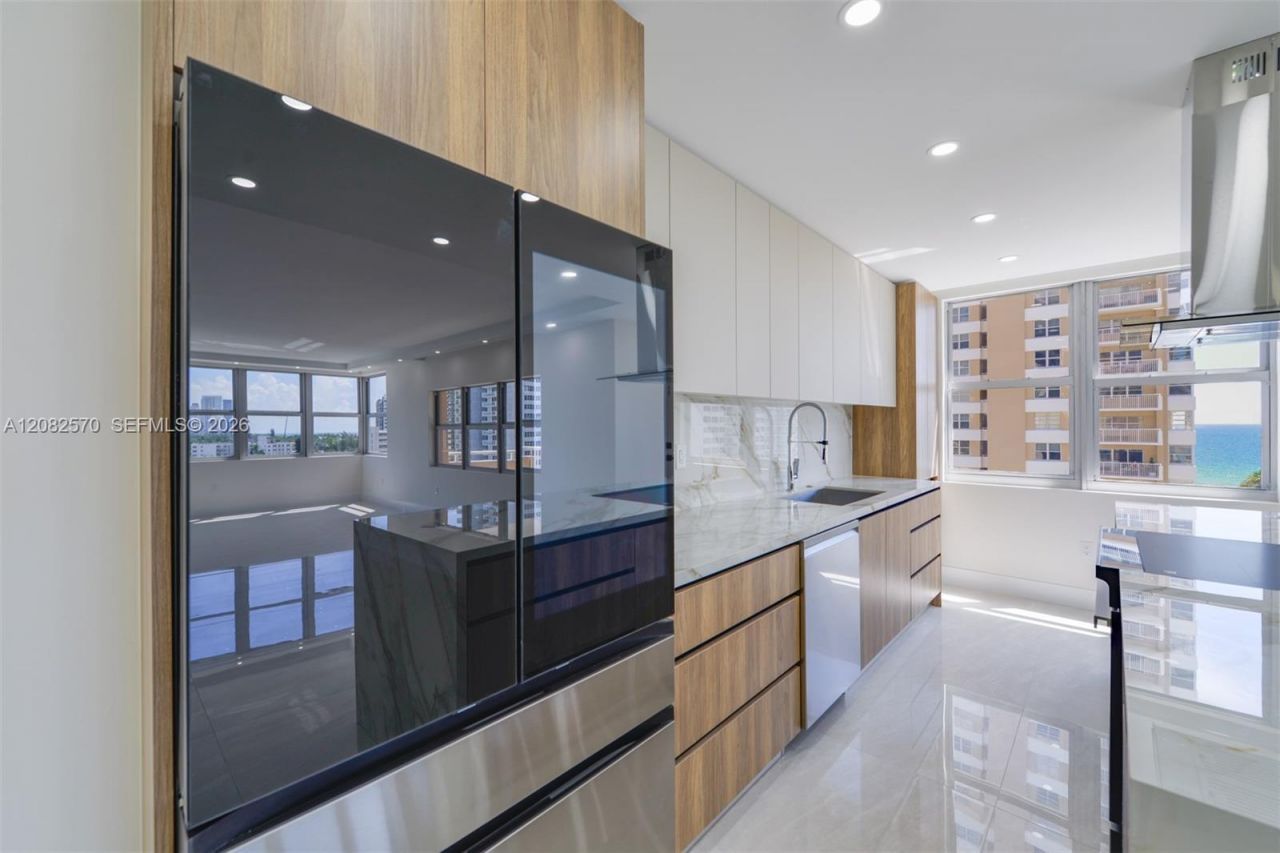 1985 S Ocean Dr, Unit 8Q, Hallandale Beach, FL 33009 Photo