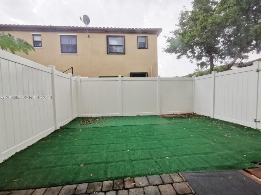 9398 W 32nd Ln, Unit 9398, Hialeah, FL 33018 Photo