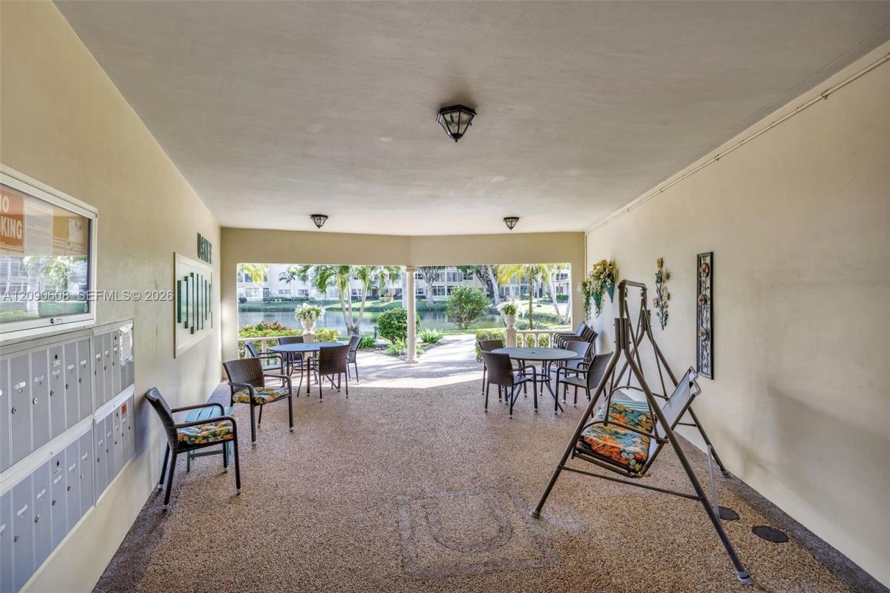 5002 NW 35th St , Unit 306, Lauderdale Lakes, FL 33319 Photo