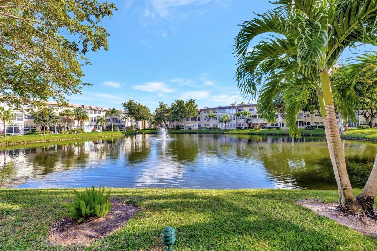 5002 NW 35th St , Unit 306, Lauderdale Lakes, FL 33319 Photo