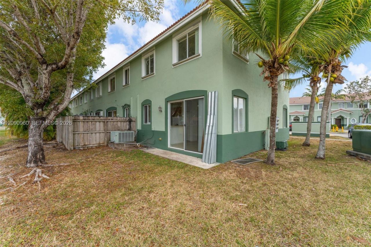 2712 SE 15th Pl , Homestead, FL 33035 Photo