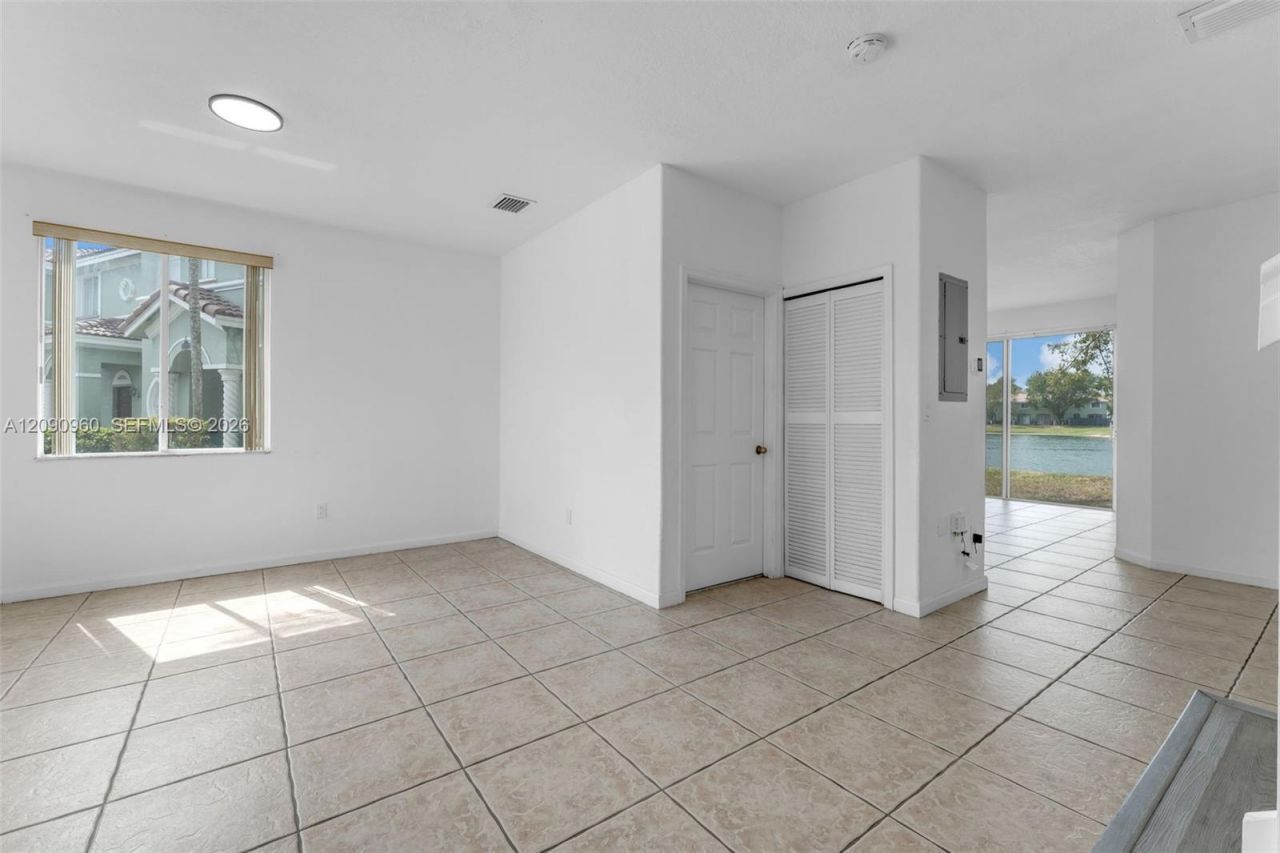 2712 SE 15th Pl , Homestead, FL 33035 Photo