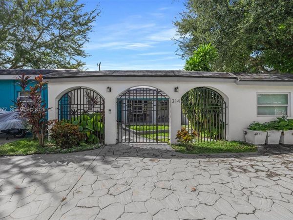 314 NW 106th St , Miami, FL 33150