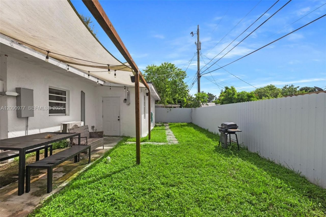 314 NW 106th St , Miami, FL 33150 Photo