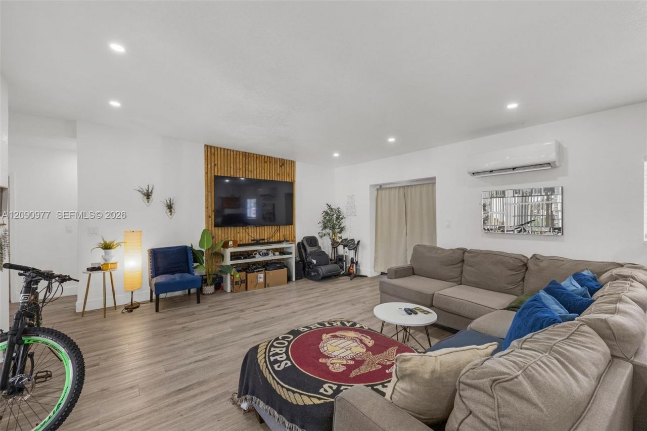 314 NW 106th St , Miami, FL 33150 Photo