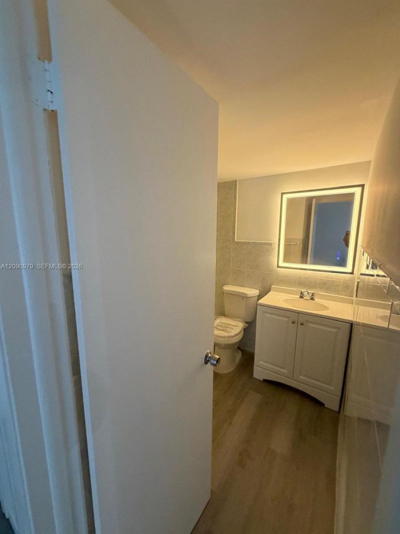 4725 NW 7th St , Unit 110-3, Miami, FL 33126 Photo