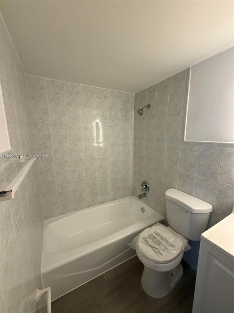 4725 NW 7th St , Unit 110-3, Miami, FL 33126 Photo