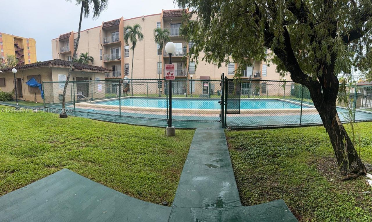 4725 NW 7th St , Unit 110-3, Miami, FL 33126 Photo