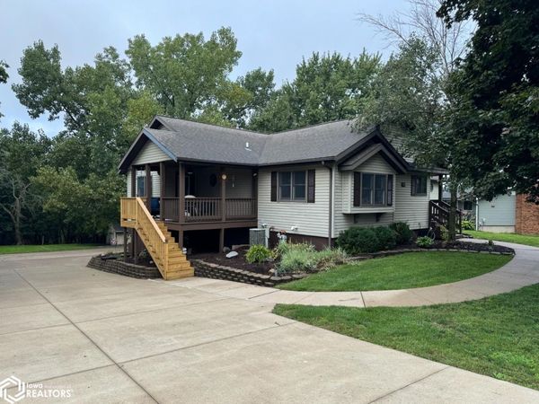 108 Hickory Lane, Coon Rapids, IA 50058