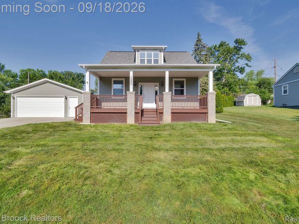 1080 Oregon Boulevard, Waterford Township, Mi 48327