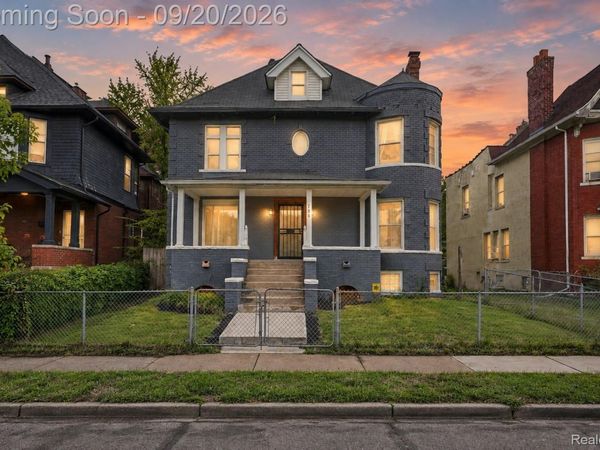 700 W Euclid Street, Detroit, Mi 48202