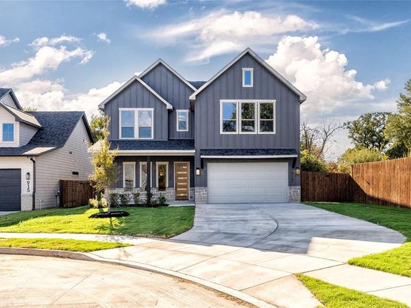 917 Boston Lane, River Oaks, TX 76114