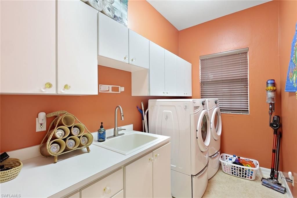 907 SW 51st Ter , Cape Coral, FL 33914 Photo